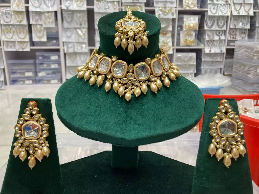 Indian kundan necklace set