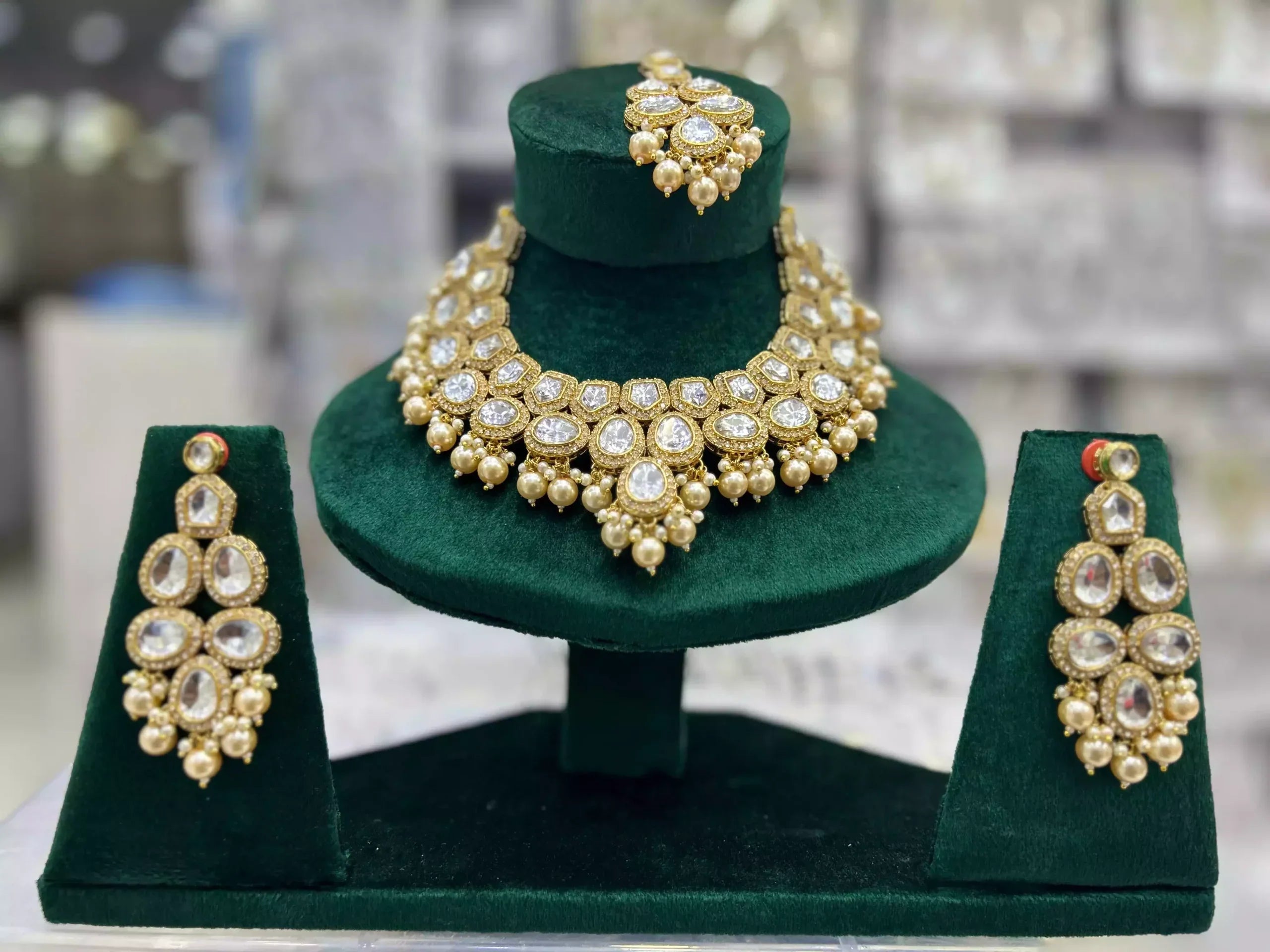 Indian kundan necklace set