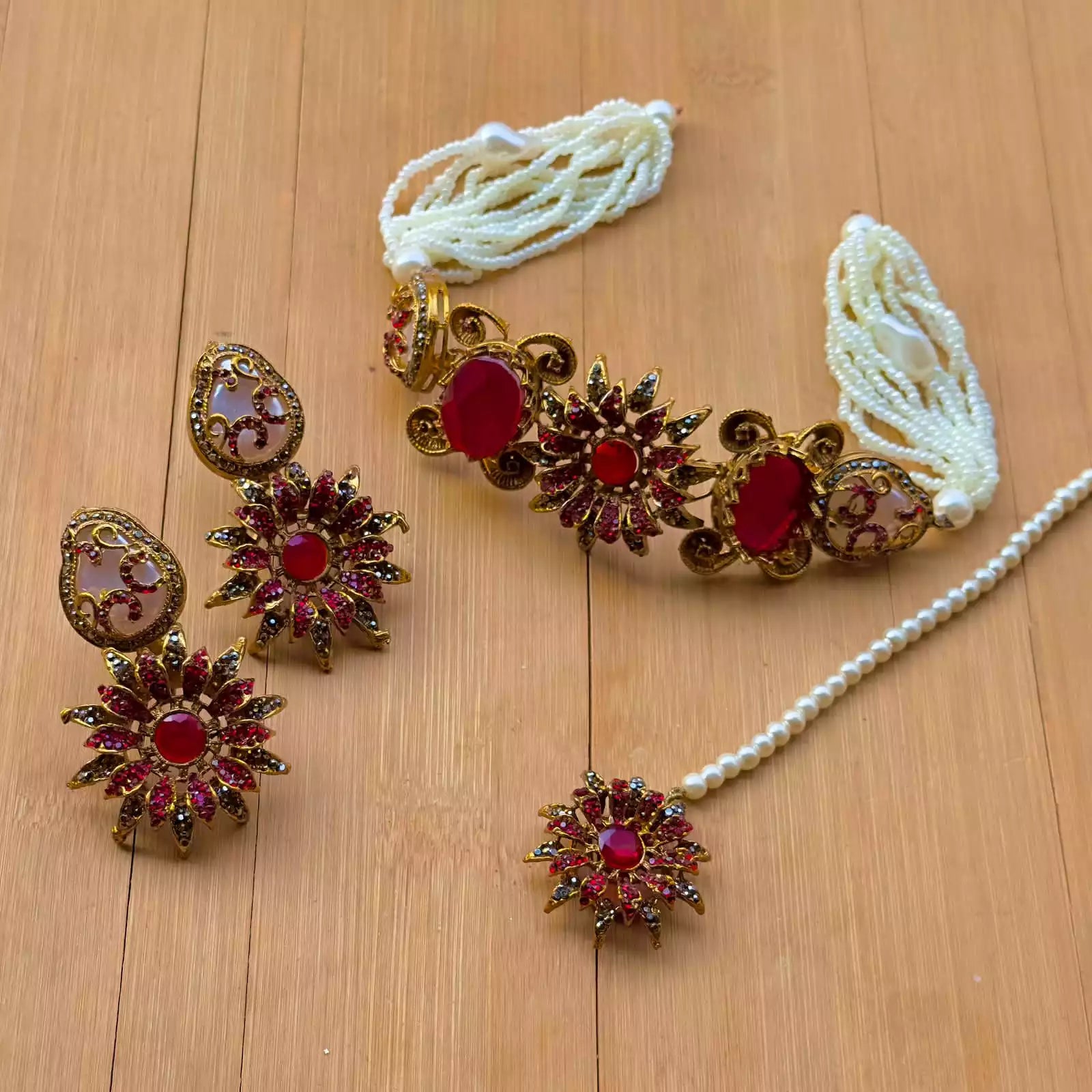 Doublet choker set