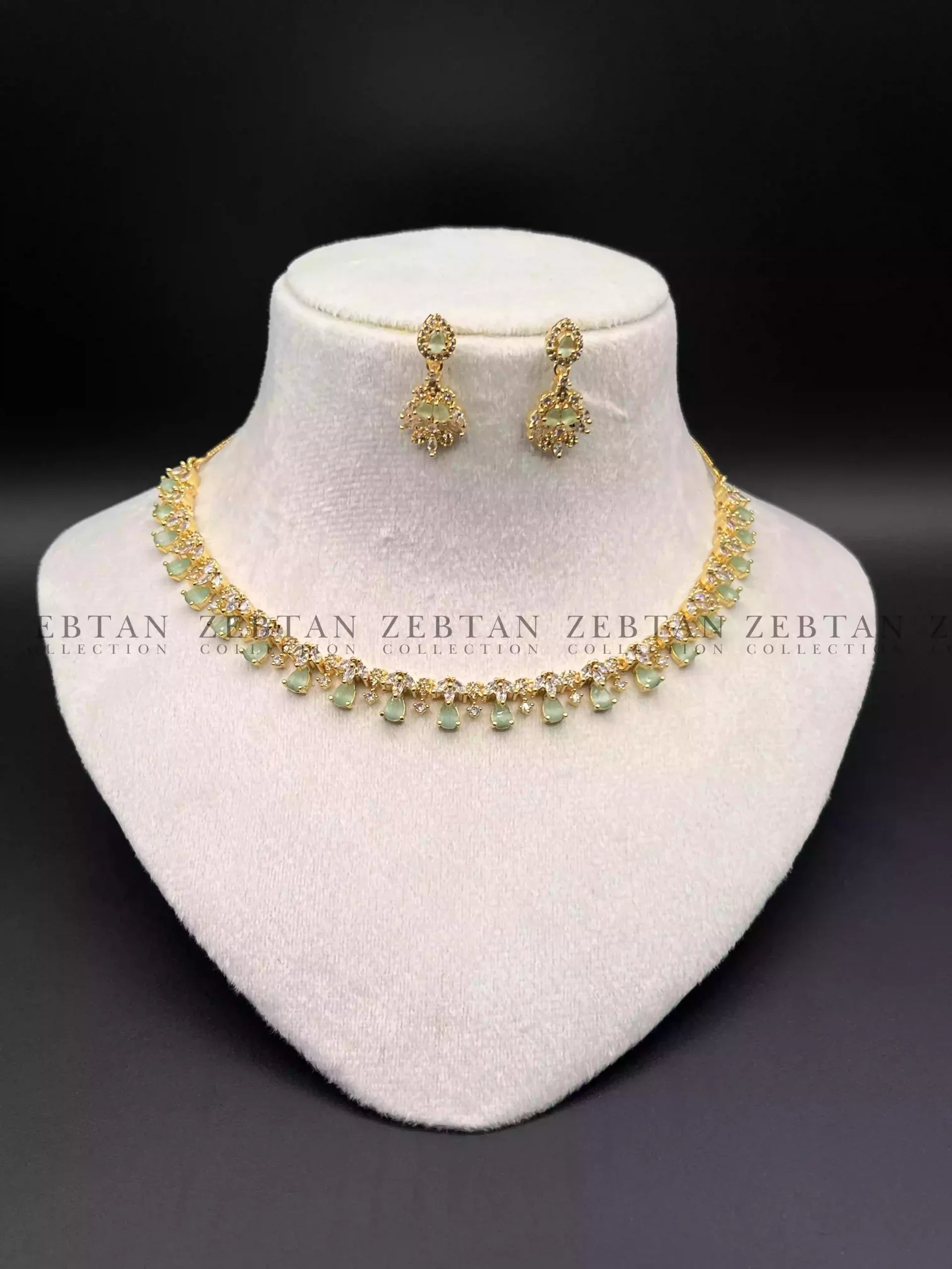 Delicate AD zircon necklace set