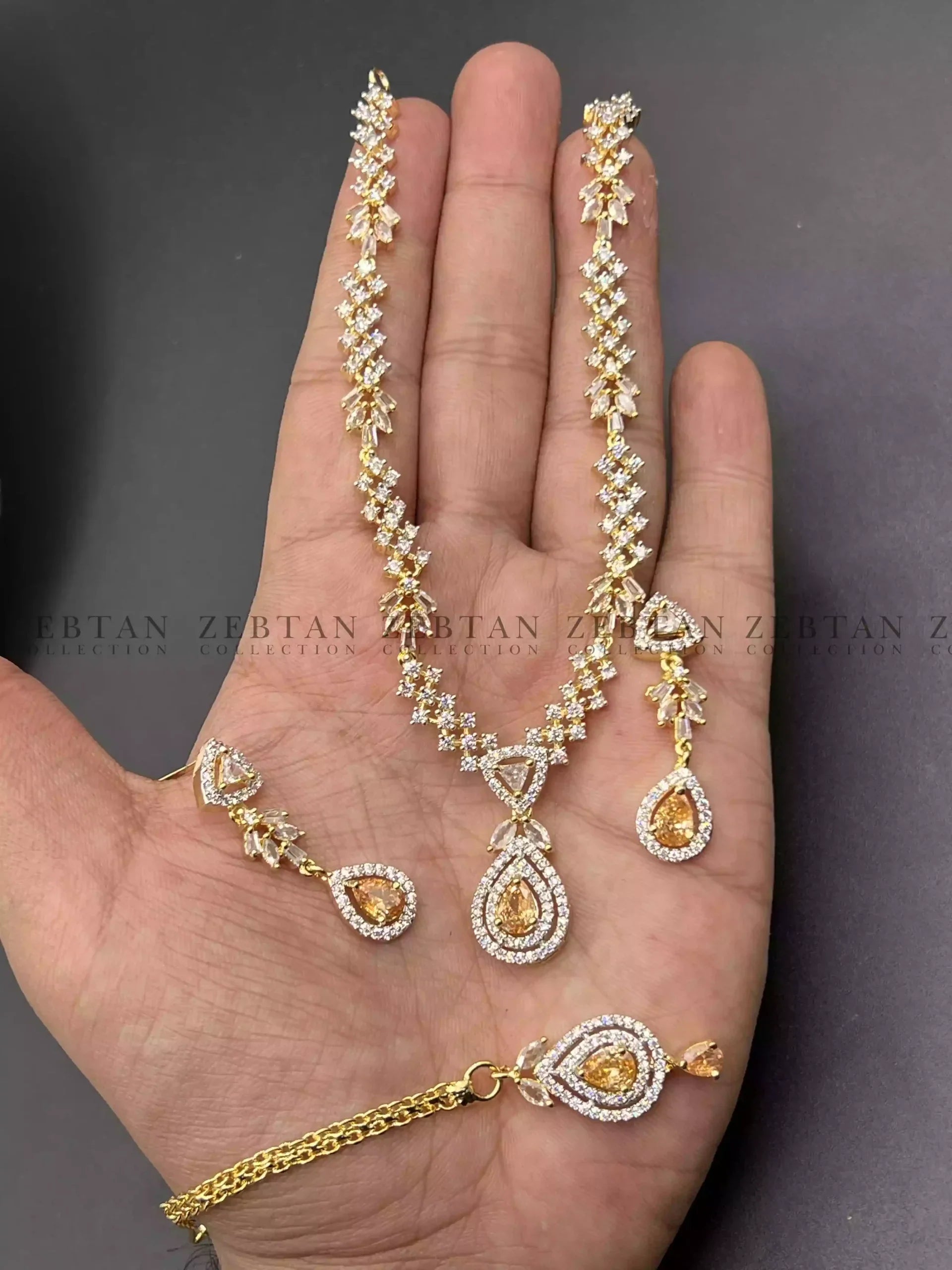 Delicate AD zircon necklace set Secondary image