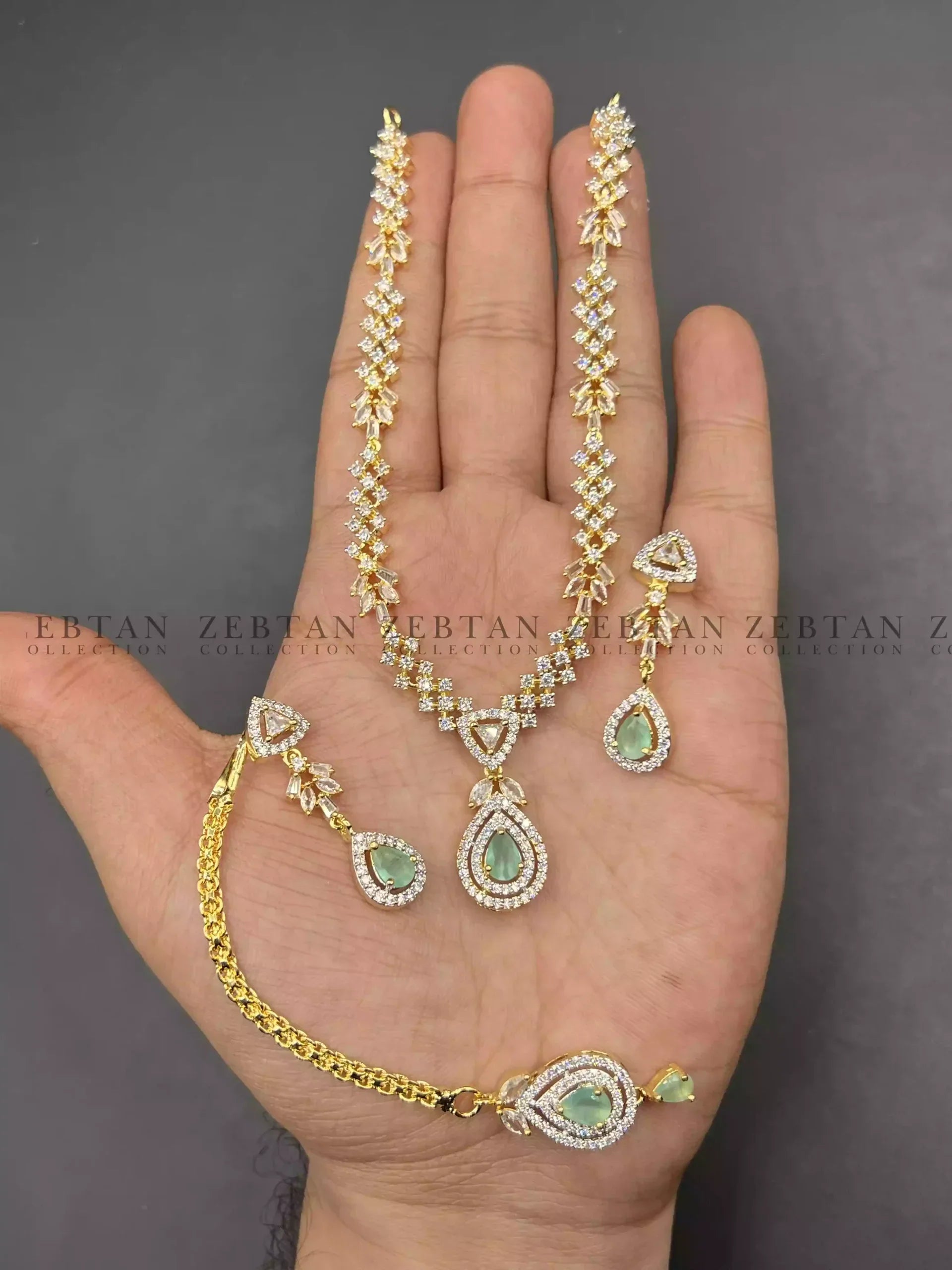 Delicate AD zircon necklace set Main image
