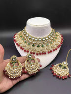 Indian kundan bridal set with teeka