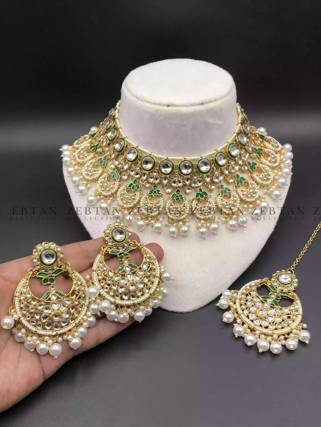 Indian kundan bridal set with teeka