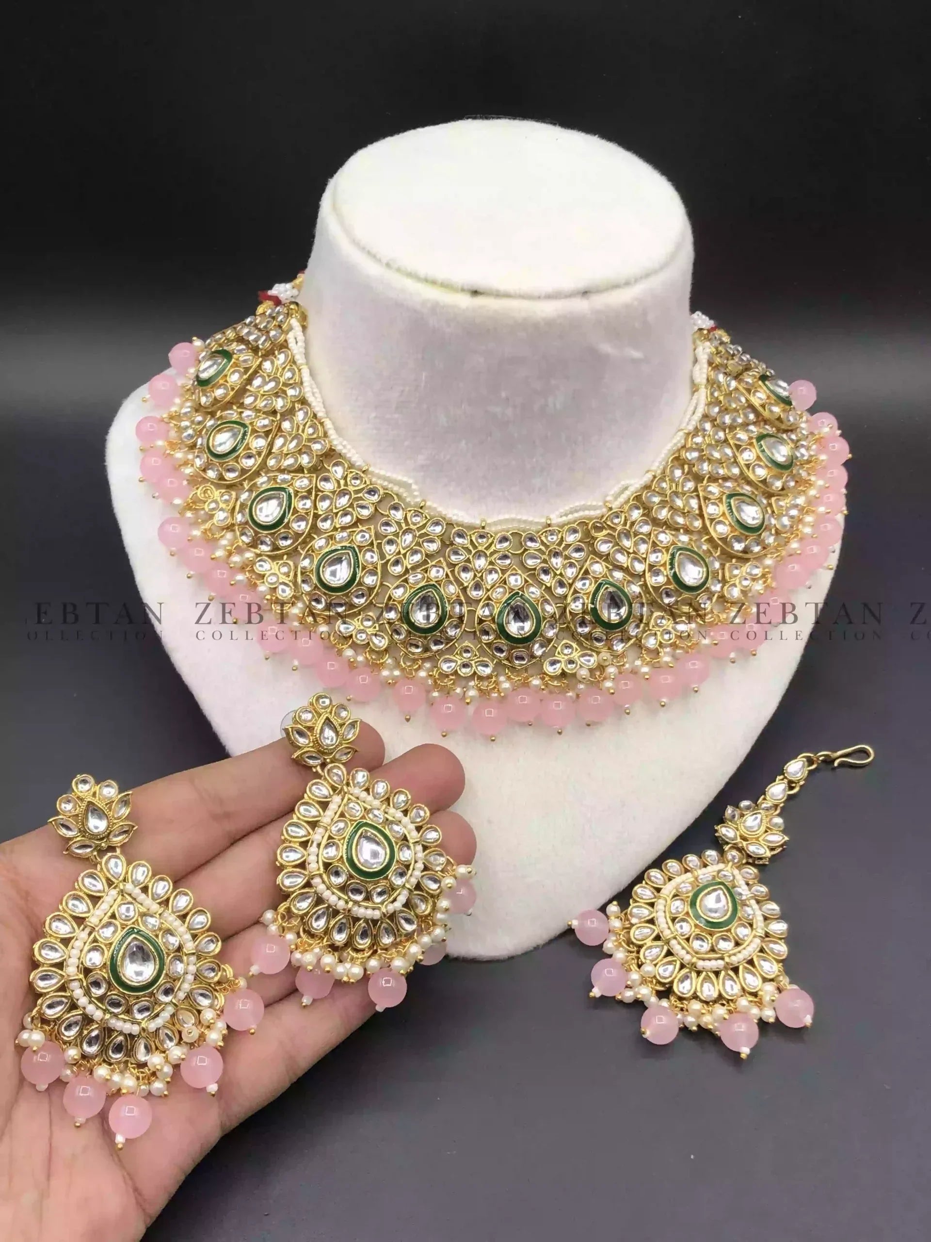 Indian kundan bridal set with teeka