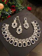 Pure zircon necklace set with teeka