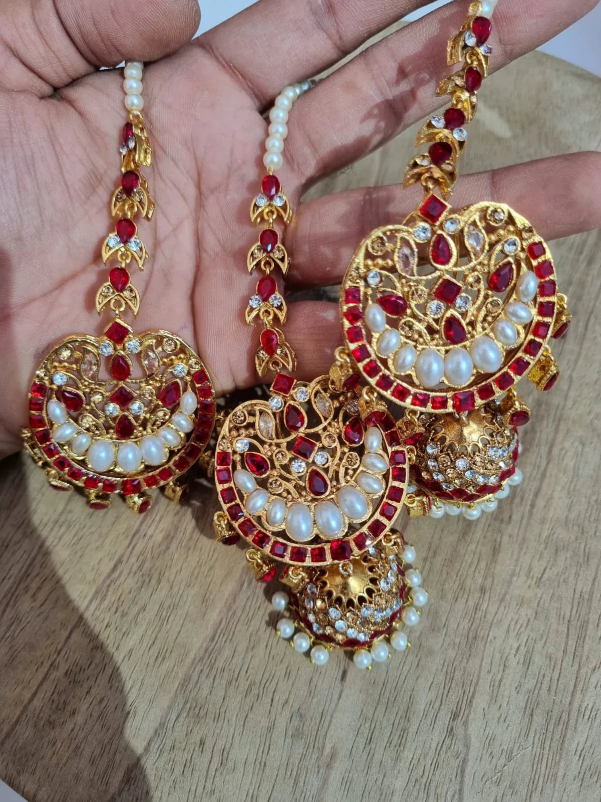 Designer big size earrings teeka Secondary image