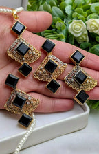 Egyptian pendant set with ring