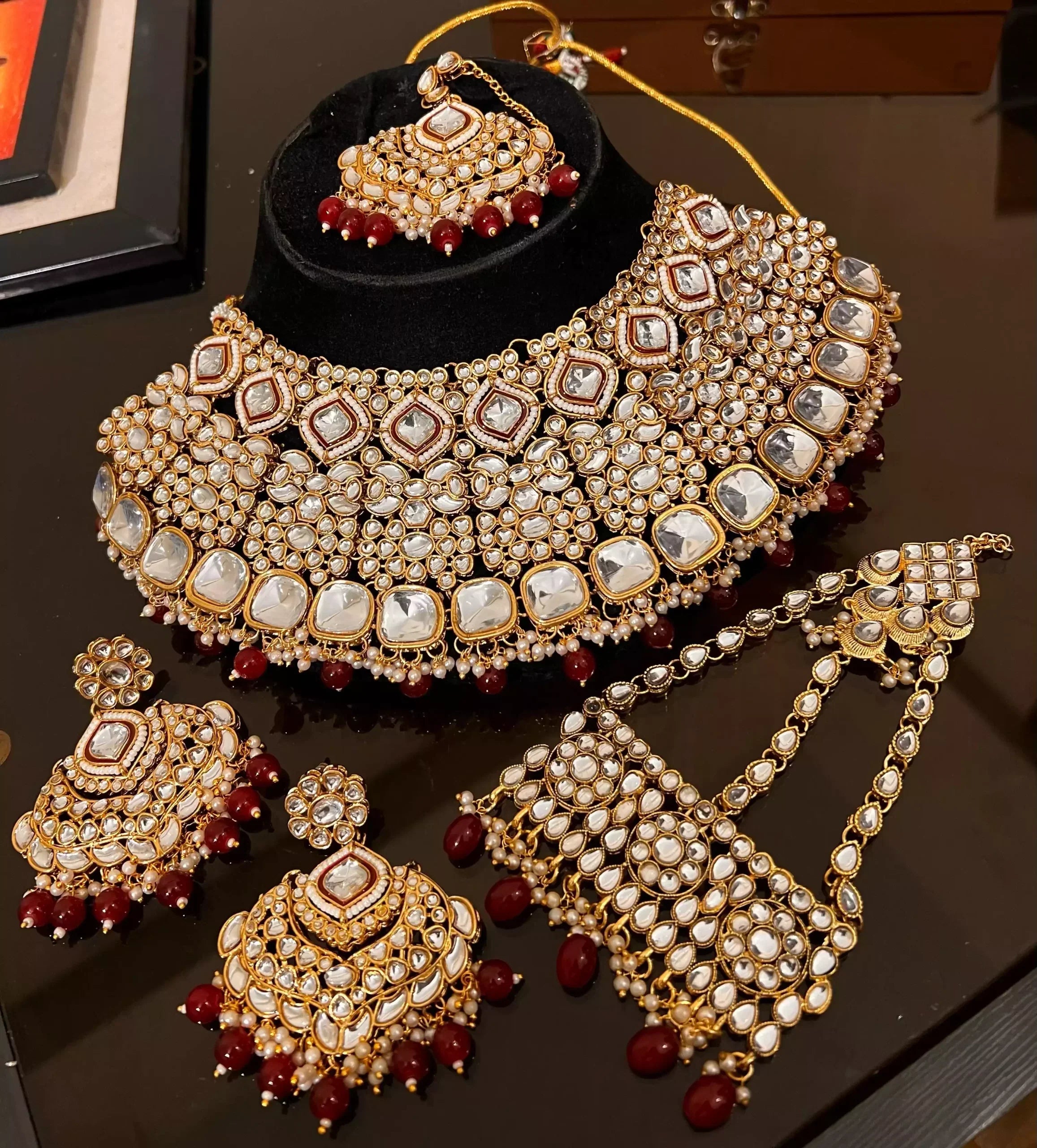 Indian kundan bridal set Main image
