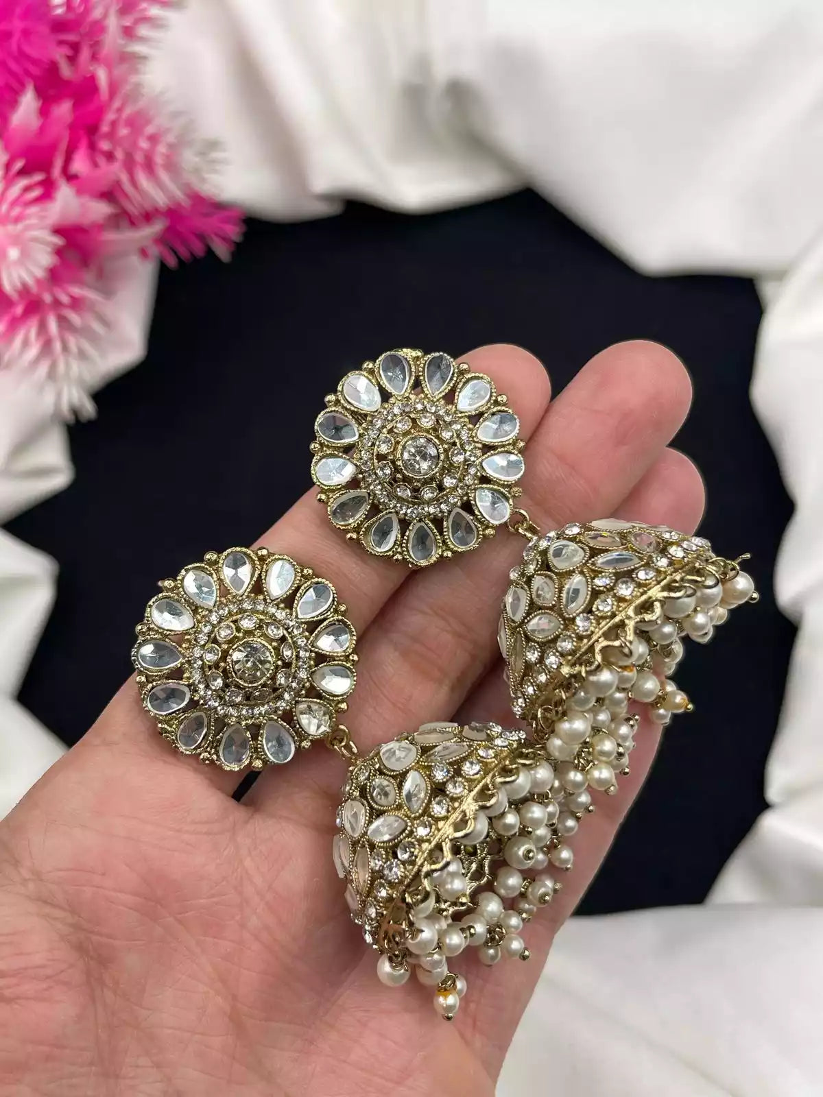 Kundan Jhumki Earrings Main image