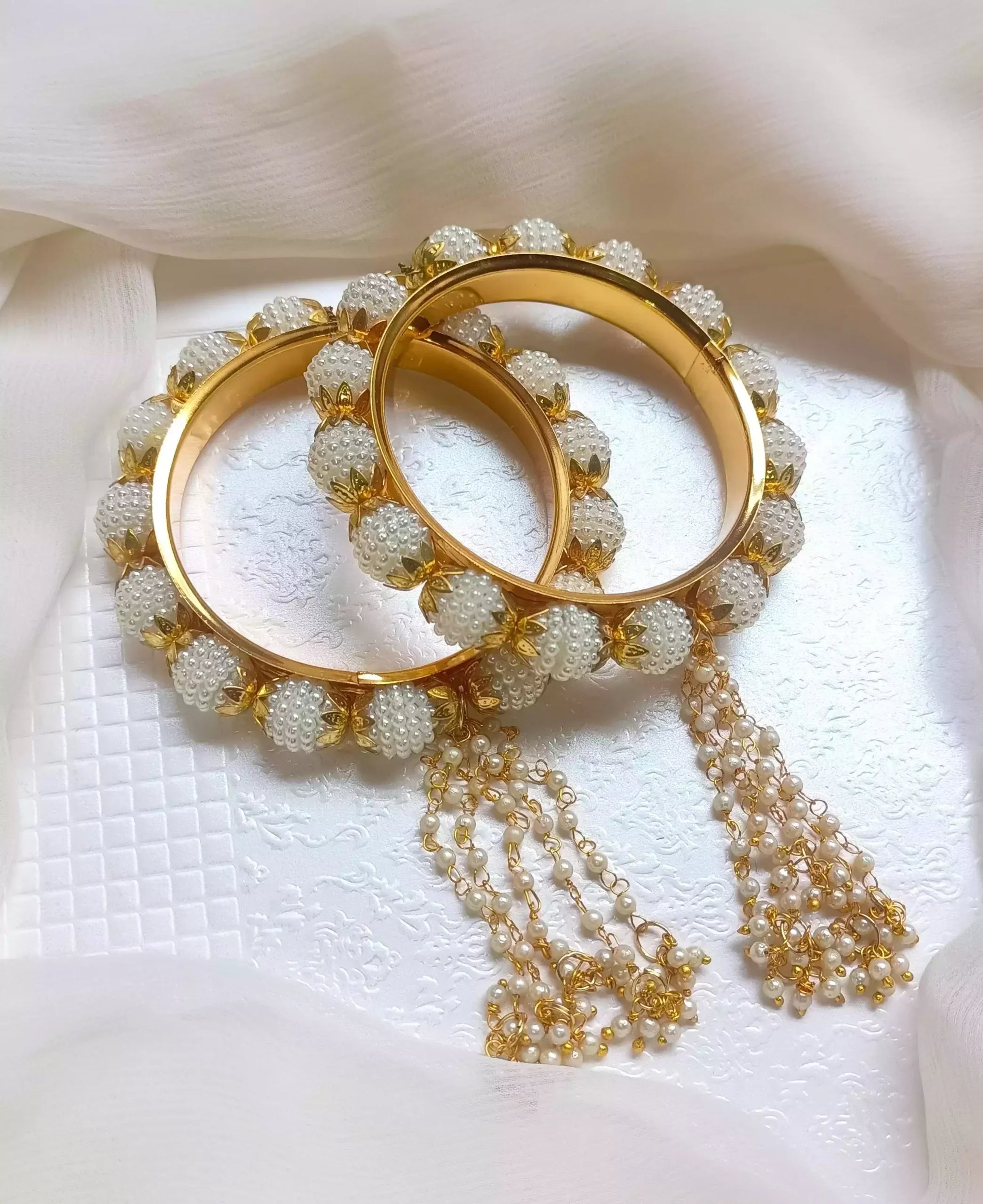 Elegant Bangle Pair Main image