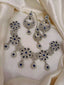 Zircon necklace set with teeka