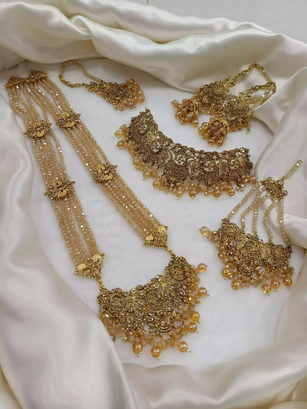 Zircon complete bridal set