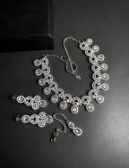 One carat necklace set