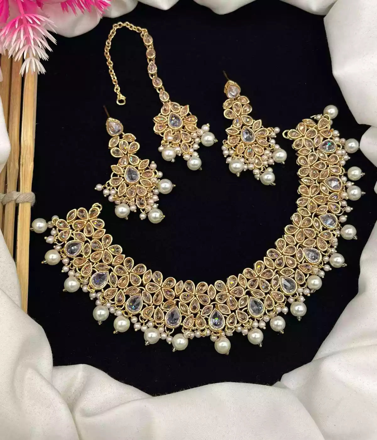 Reverse AD necklace set