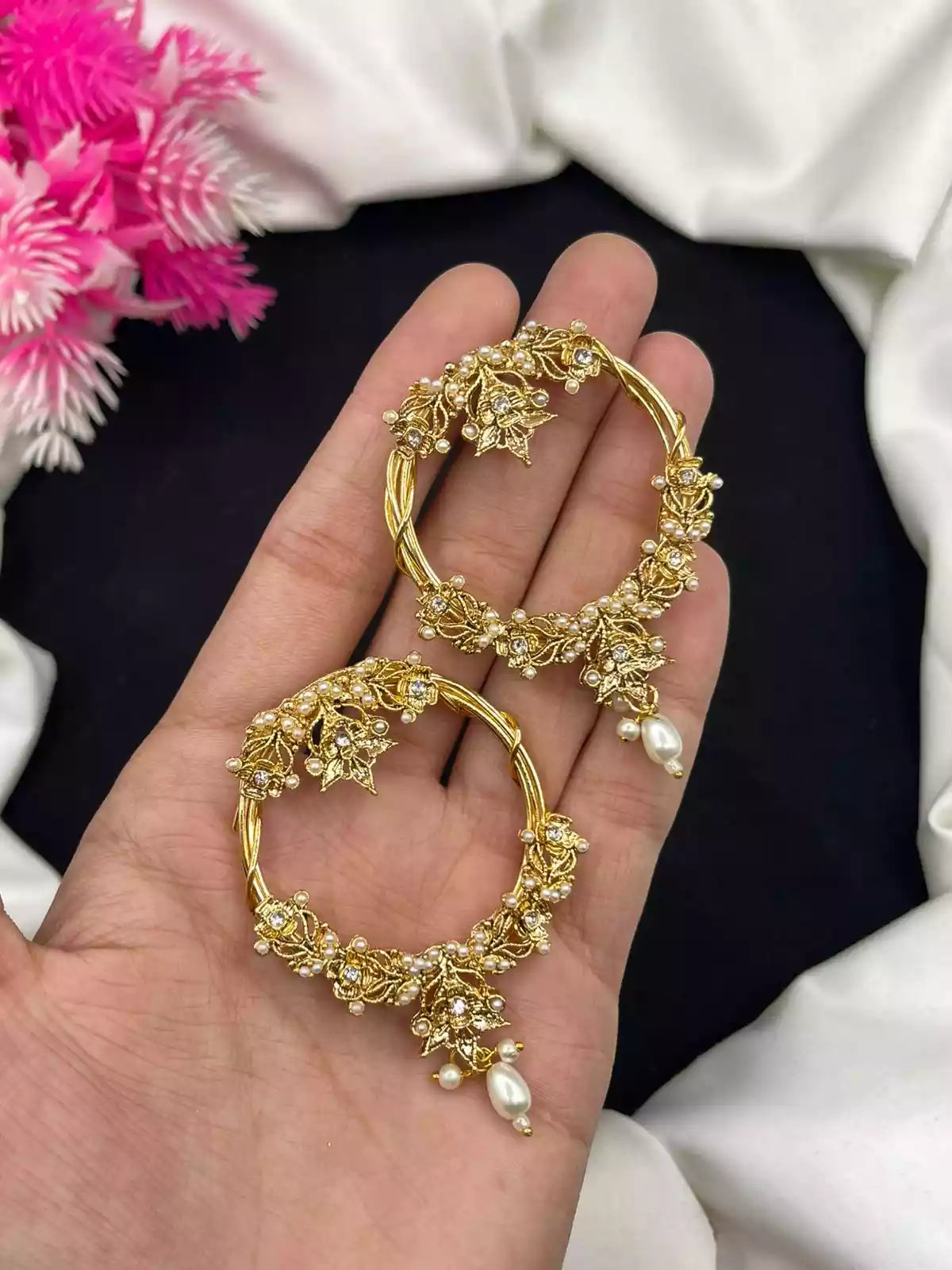 Designer earrings Main image