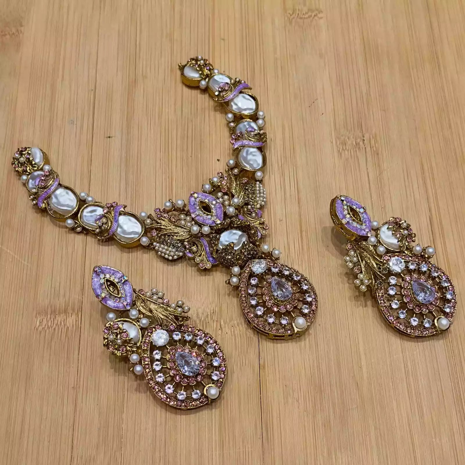 Mother of pearl necklace set