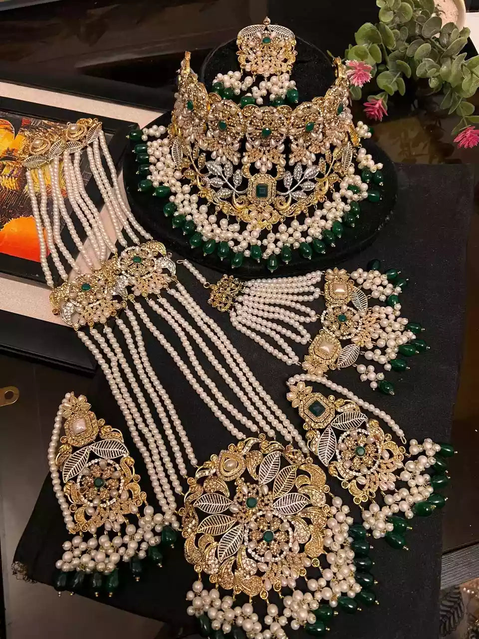 Handmade designer bridal set Secondary image