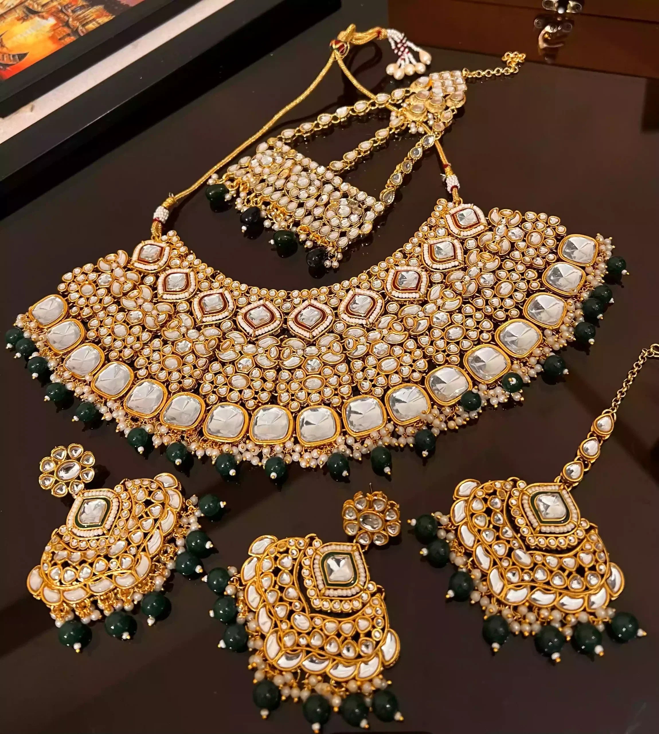 Indian kundan bridal set Main image