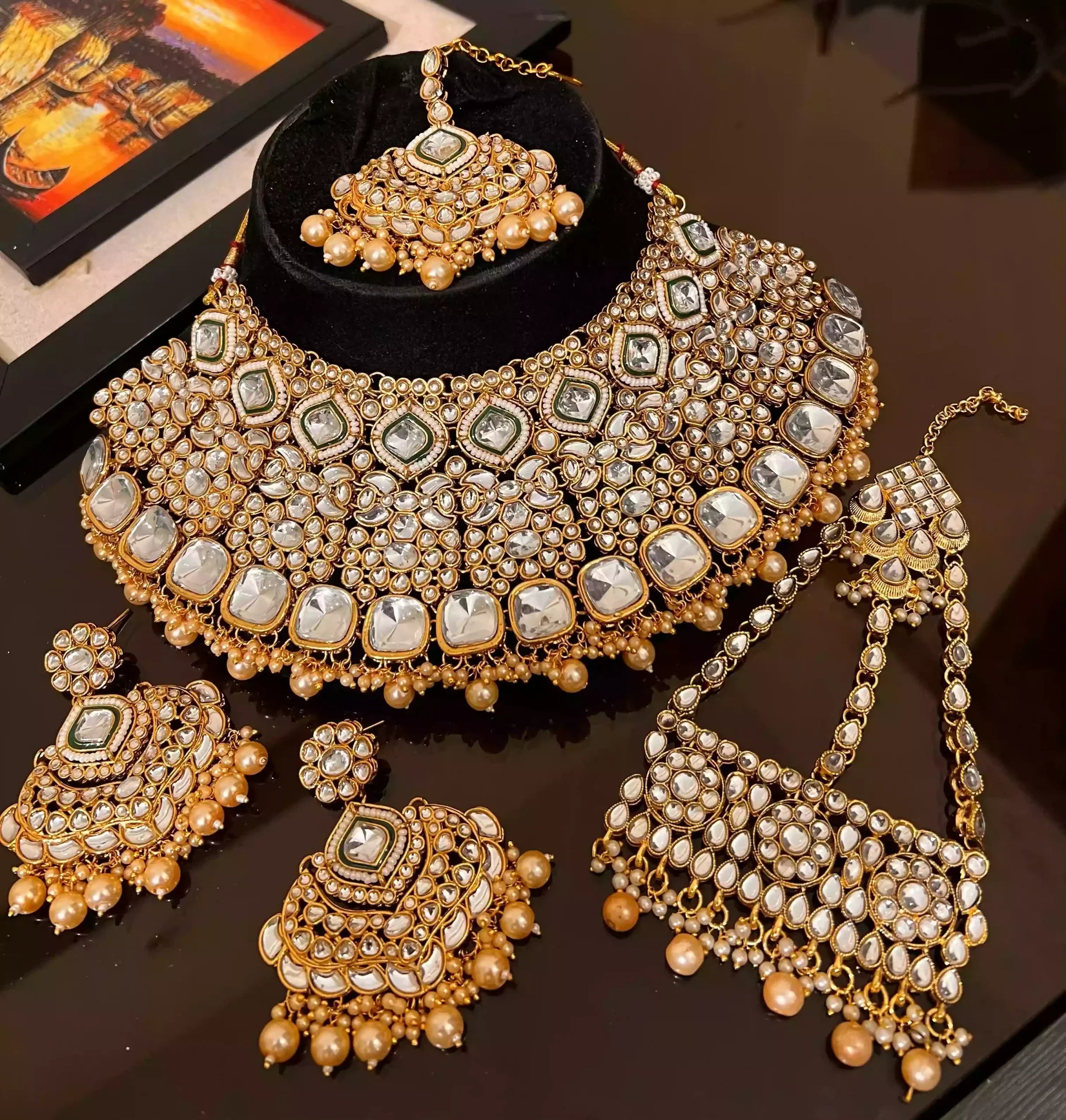 Indian kundan bridal set Secondary image
