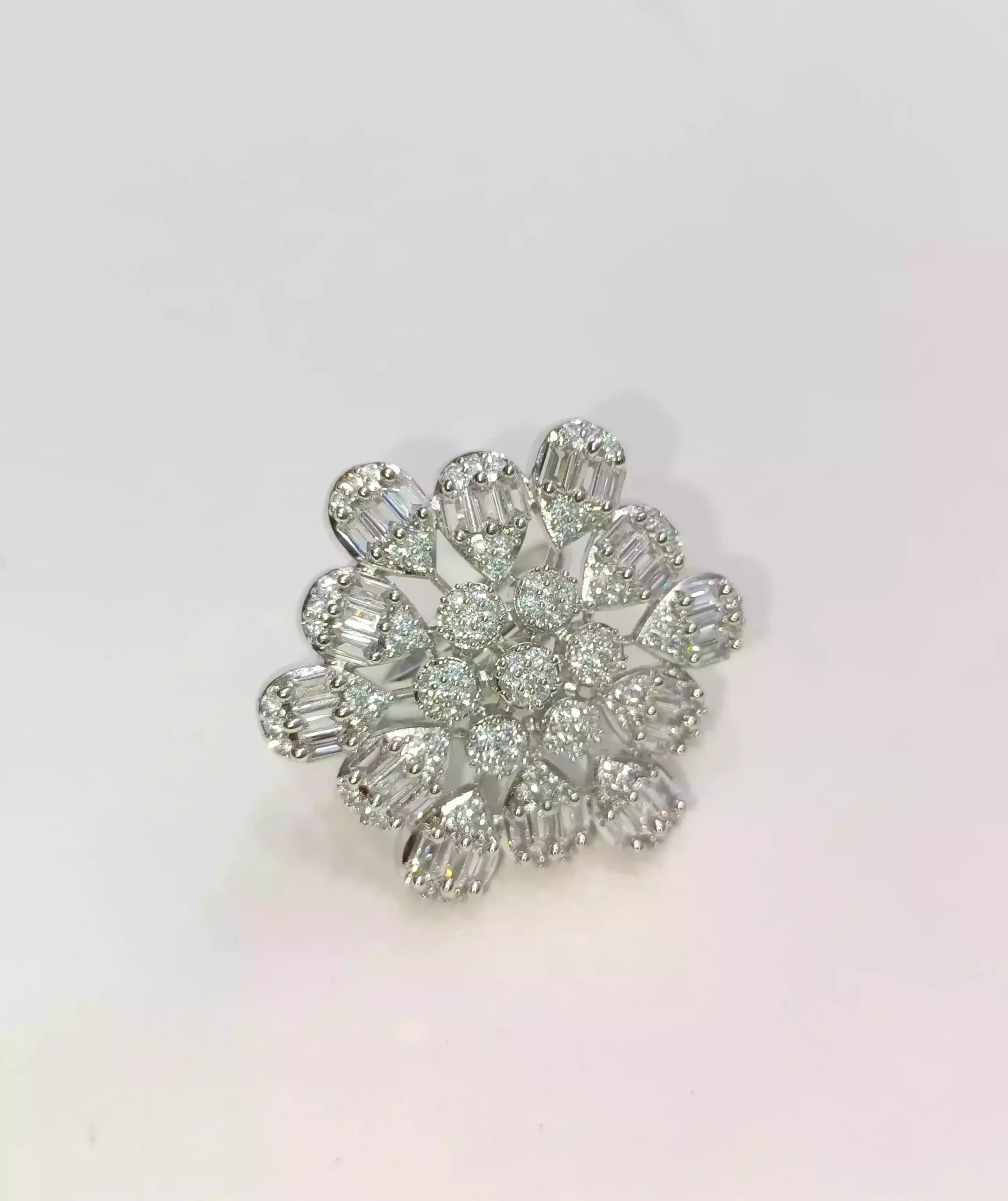 Zircon adjustable ring