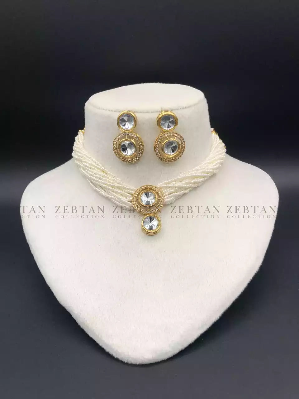 Elegant uncut kundan choker set
