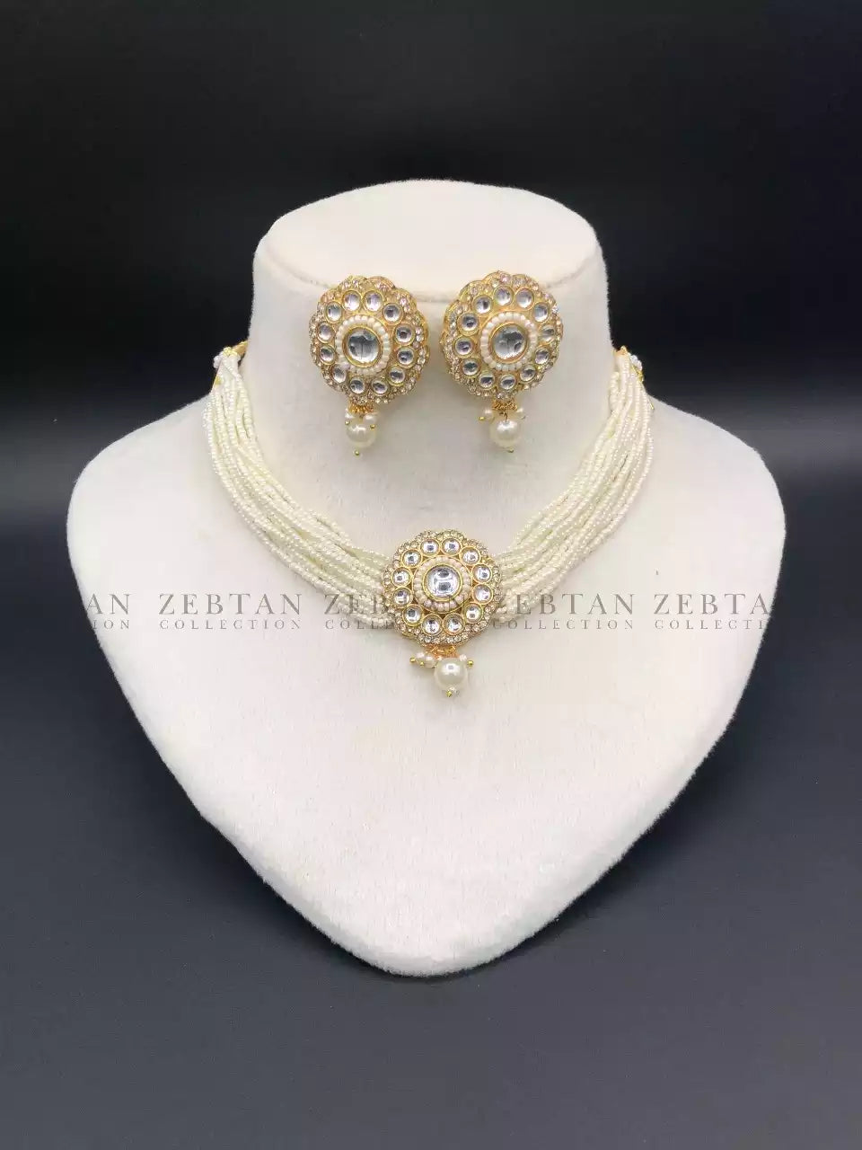 Floral uncut kundan choker set Main image