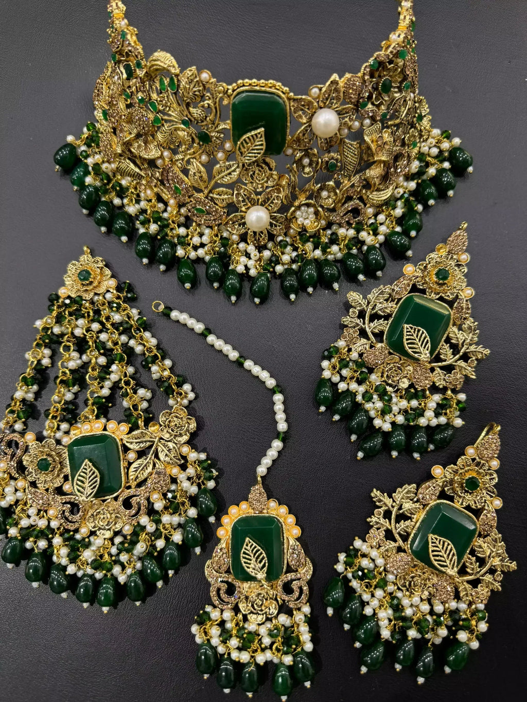 Handmade bridal collar set
