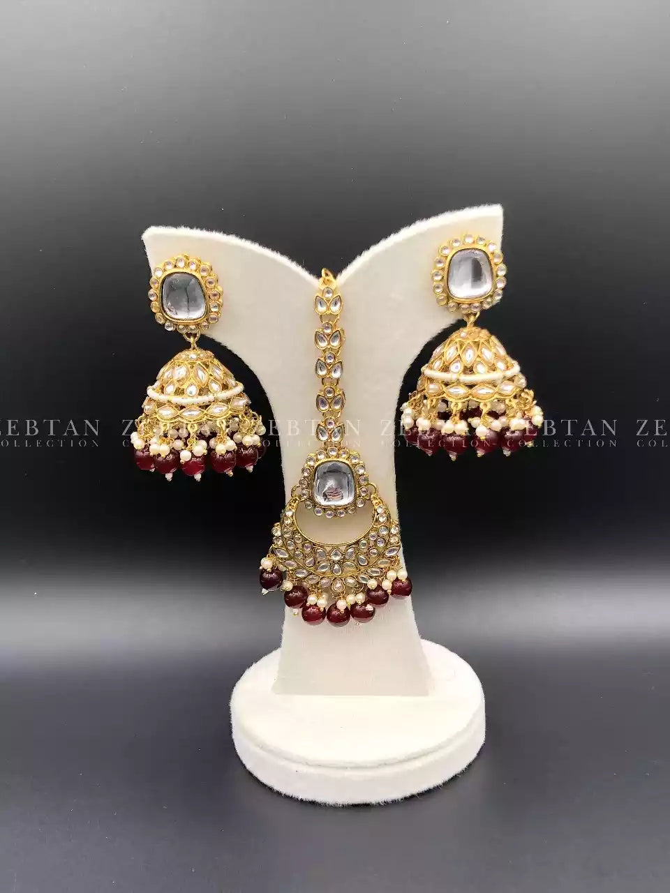 Kundan jhumki with teeka