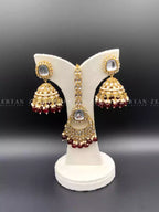 Kundan jhumki with teeka