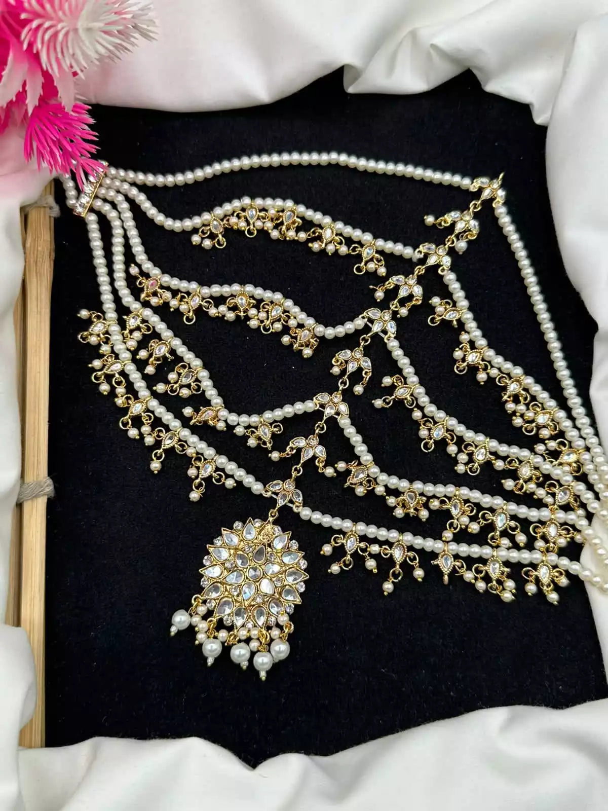 Kundan full head matha patti Main image