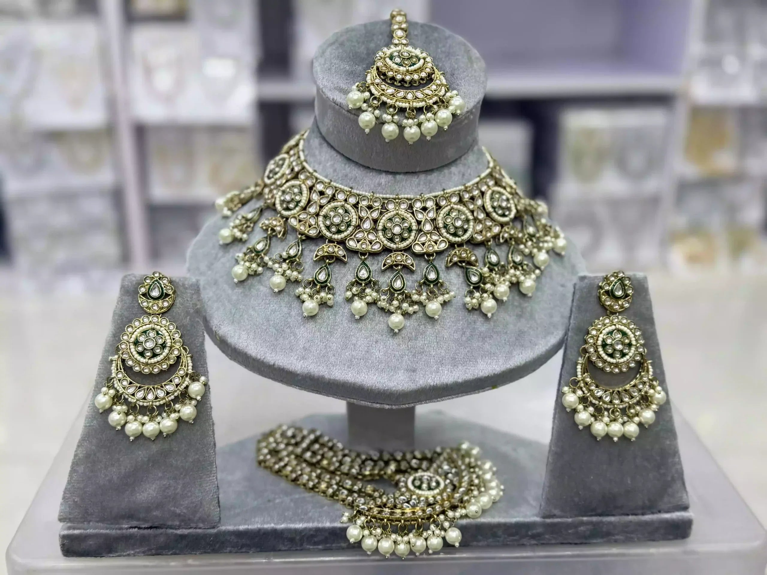 Kundan bridal set with jhumar