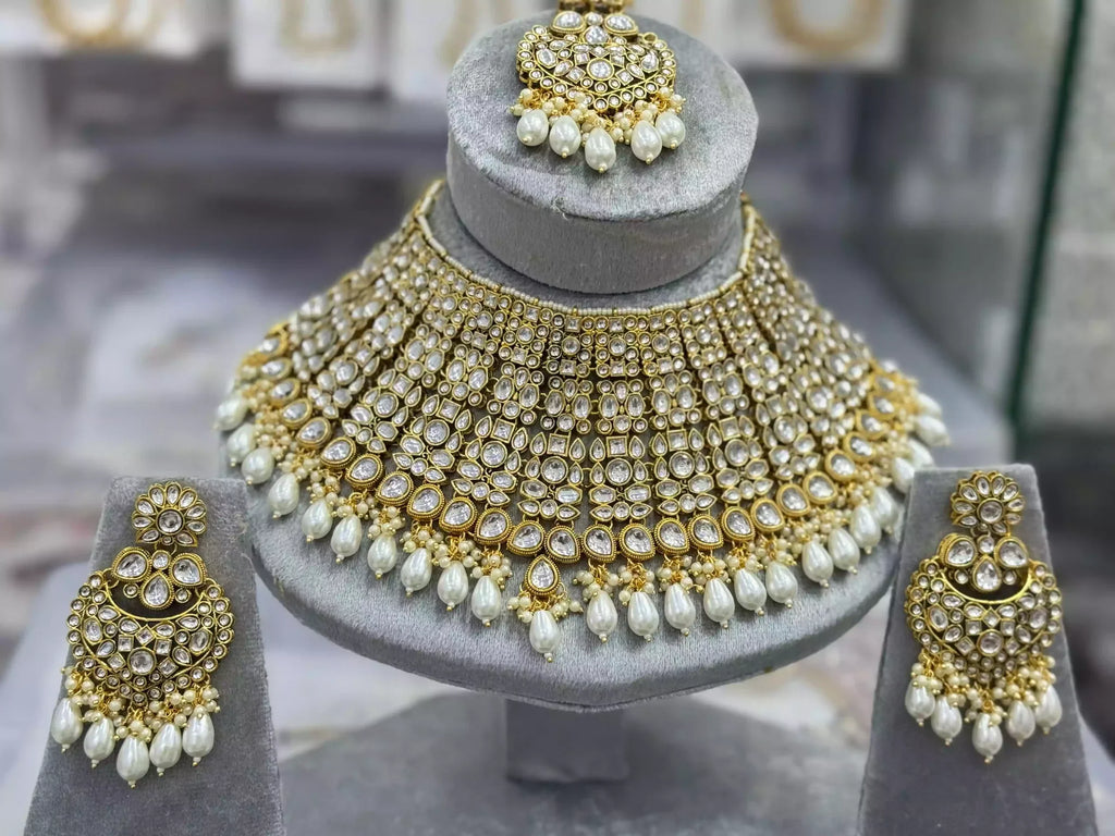 Heavy kundan bridal set