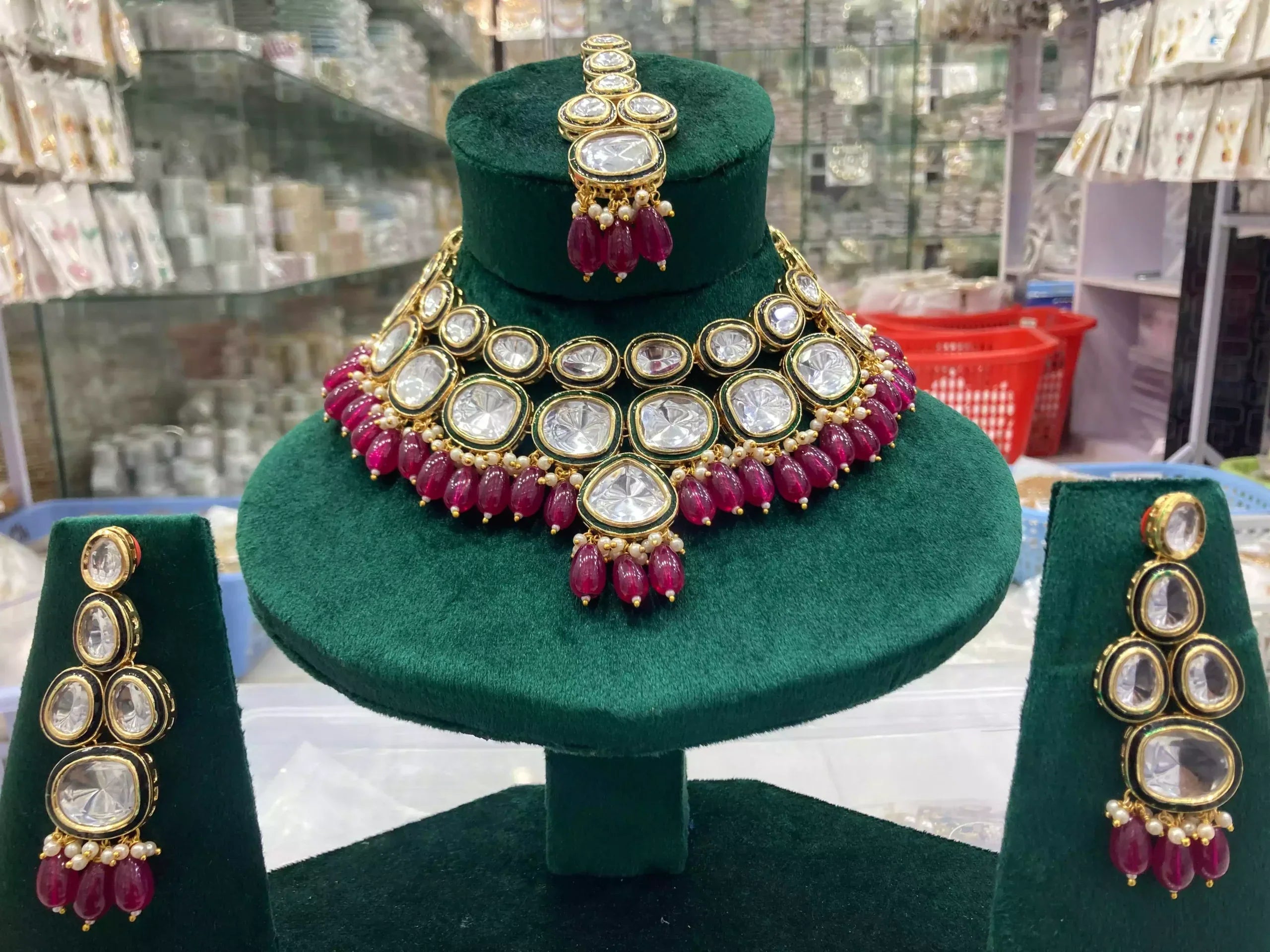 Big size kundan necklace set