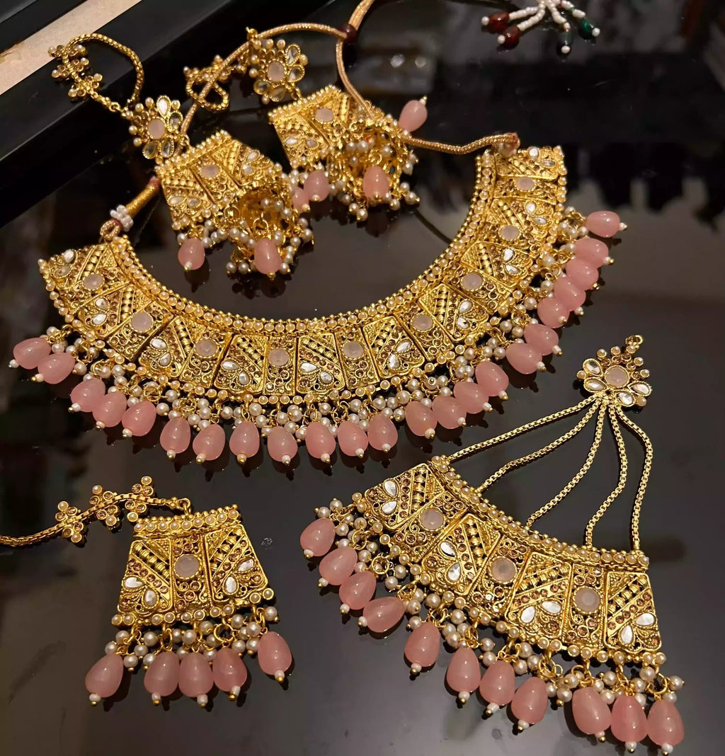 Gold plated necklace set