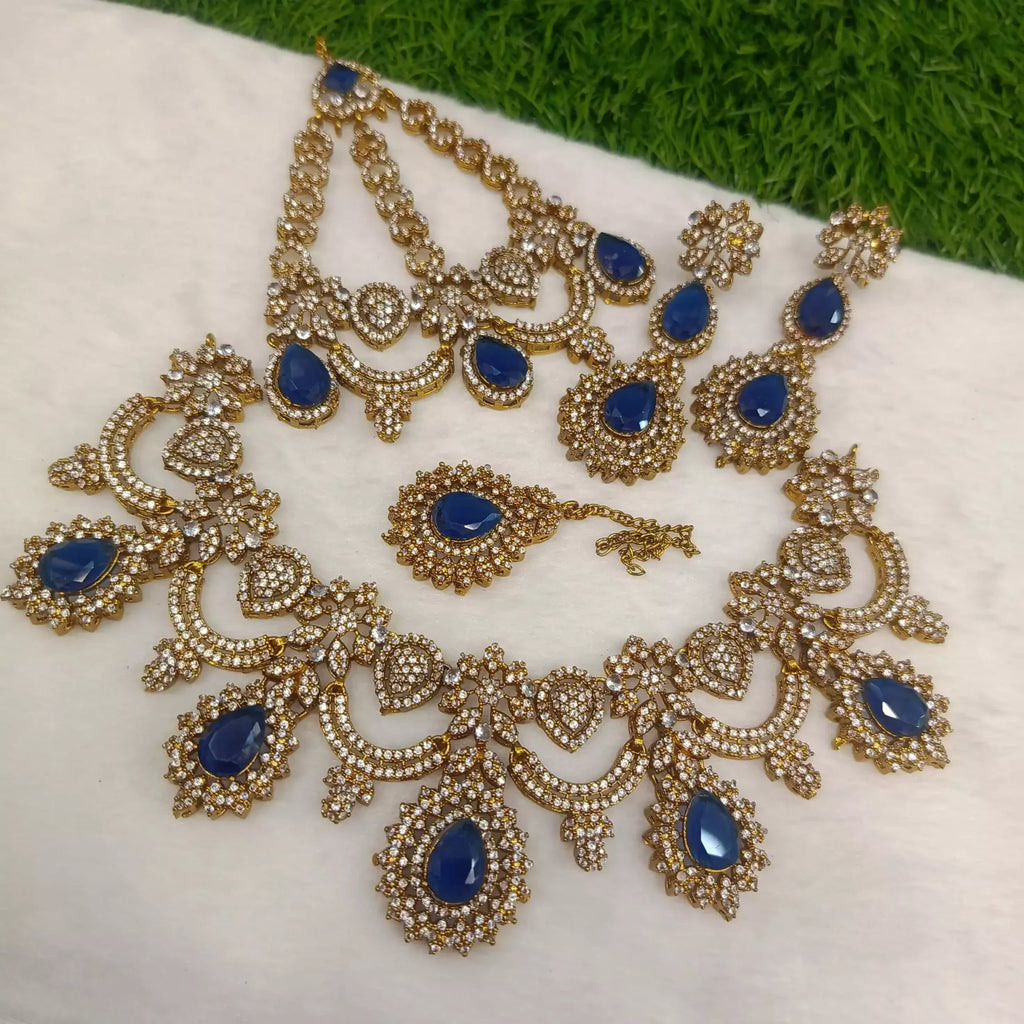 Elegant bridal set with jhumar