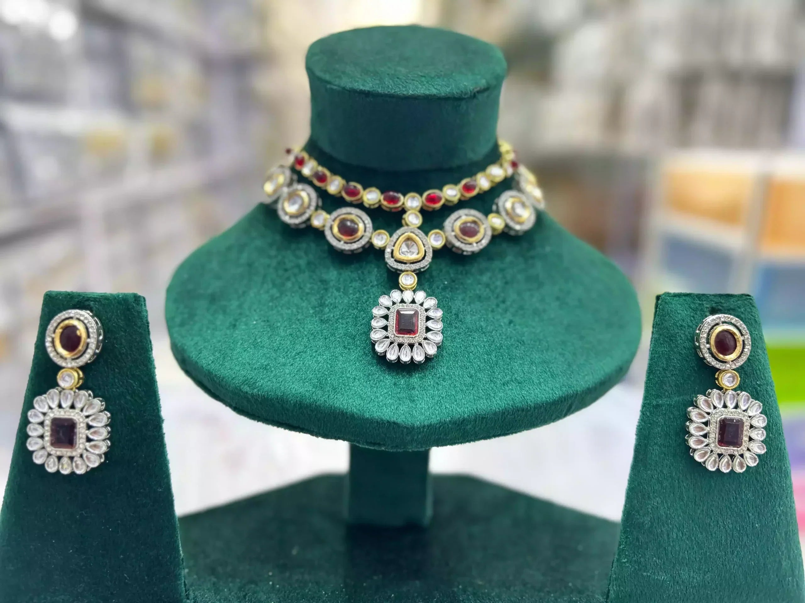 Kundan necklace set