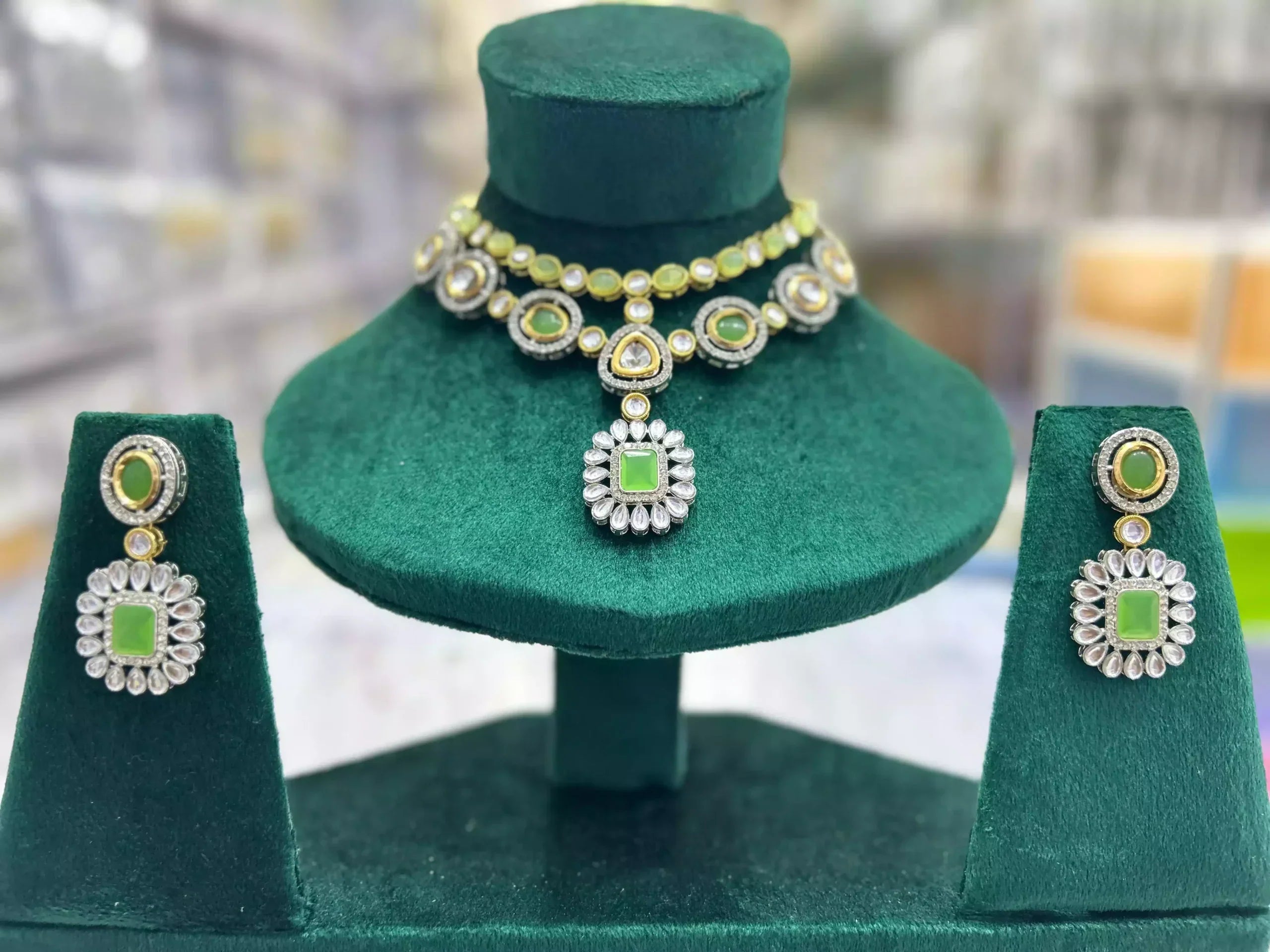 Kundan necklace set