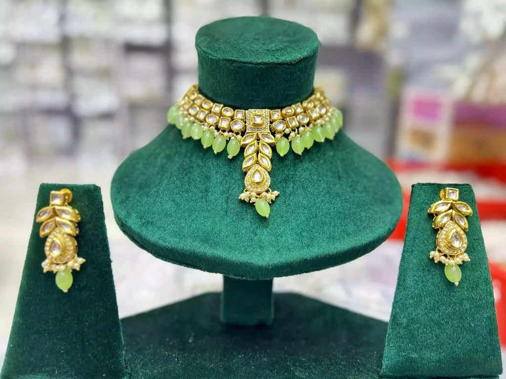 Kundan necklace set
