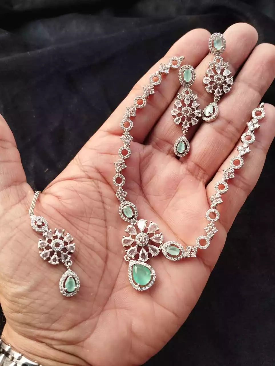American diamond necklace set Main image