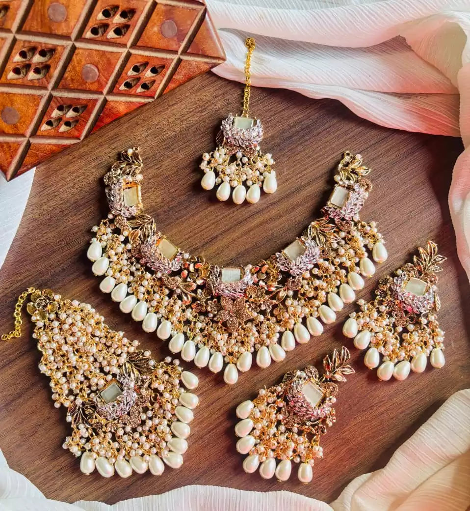 Handmade bridal set