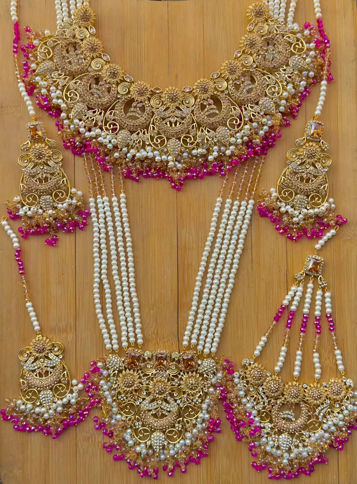 Handmade heavy bridal set Main image