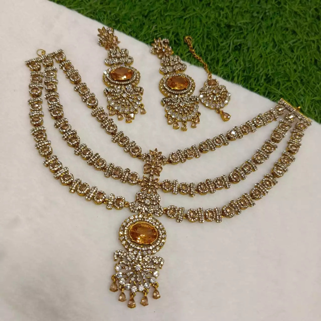 Zircon 3 layer set with teeka