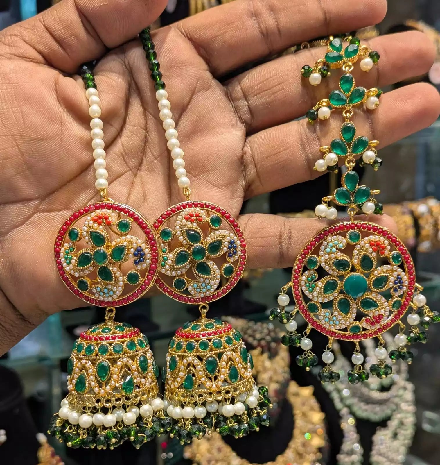 Noratan jhumki with teeka