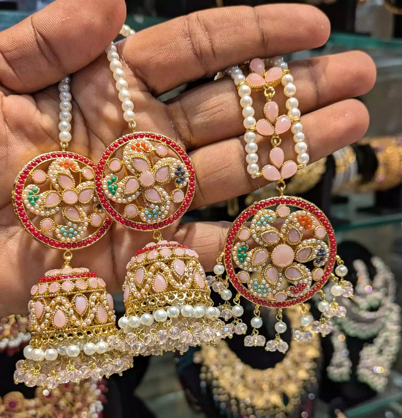 Noratan jhumki with teeka