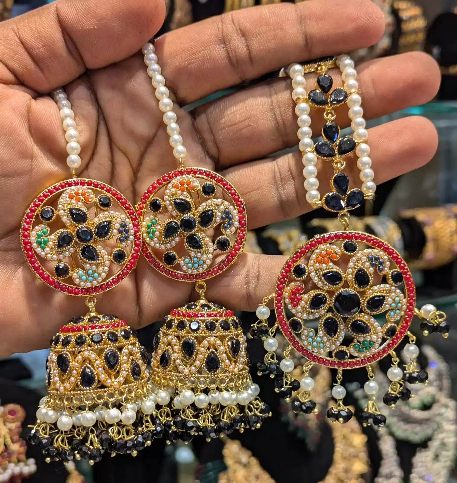 Noratan jhumki with teeka