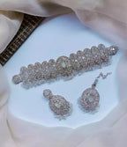 Zircon choker set with teeka