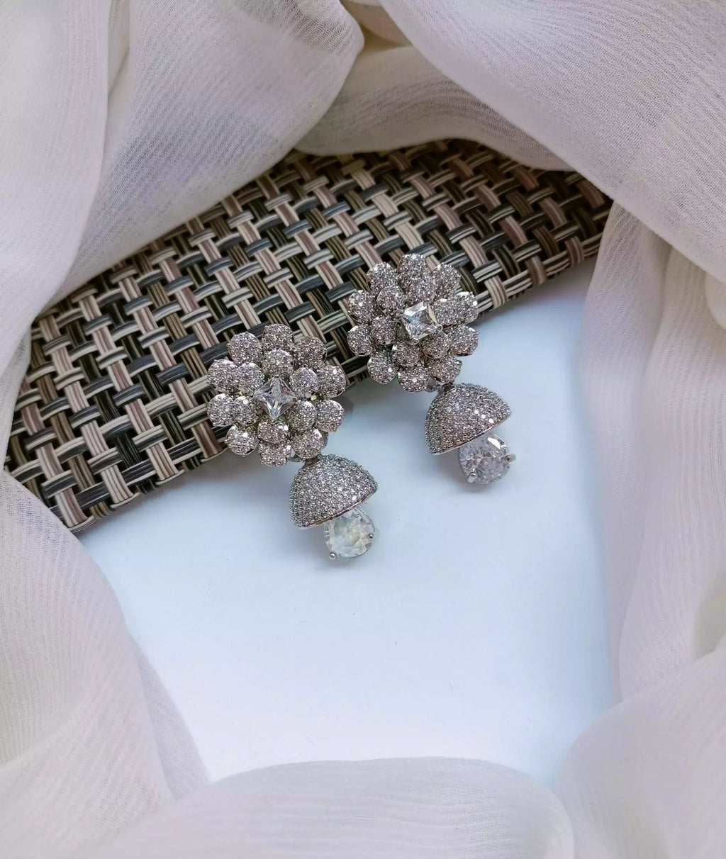 Micro zircon earrings
