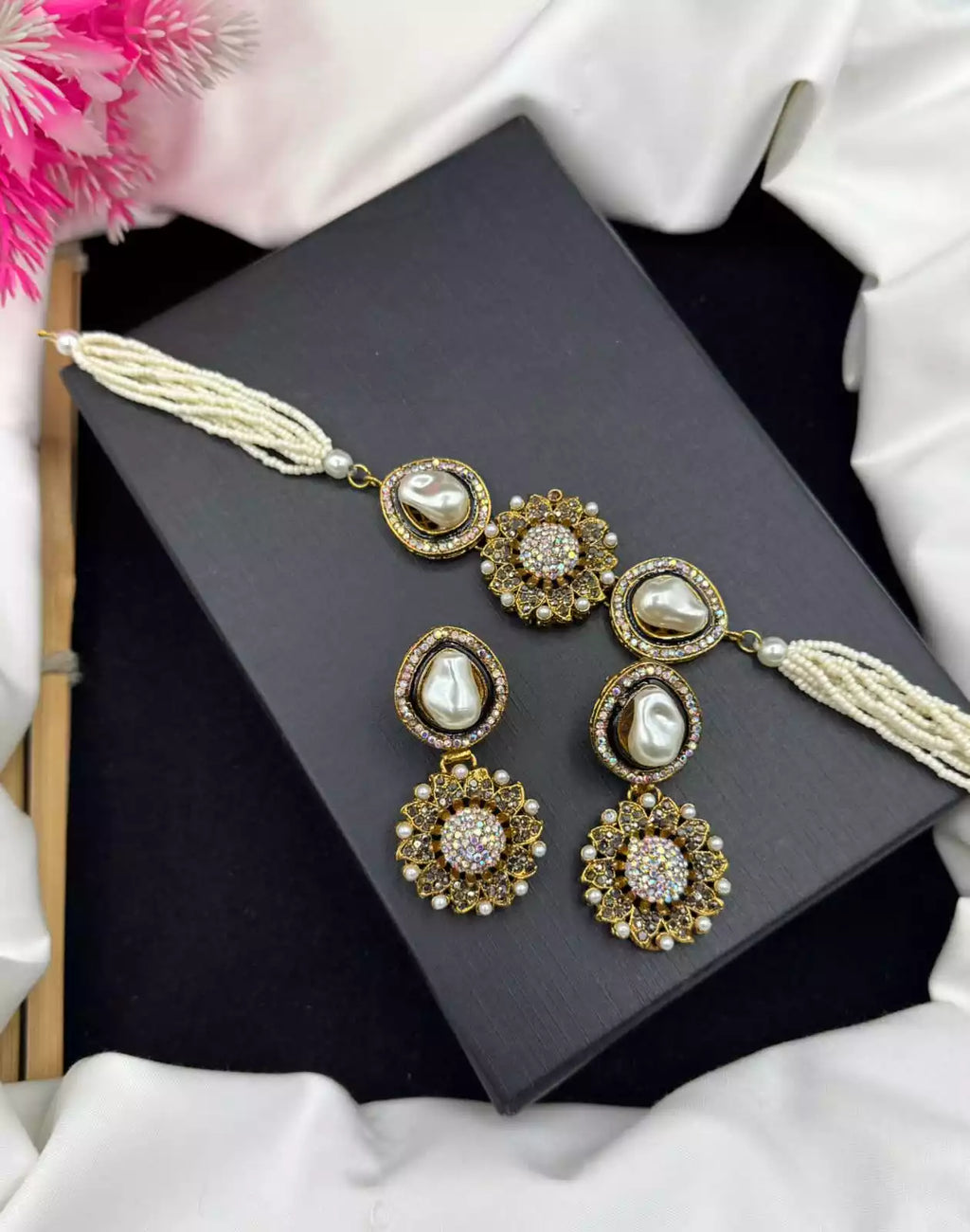 Handmade mother pearl choker set