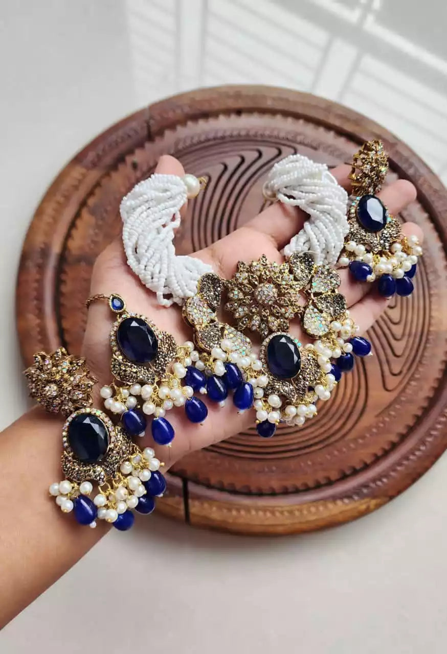 Doublet zircon choker set